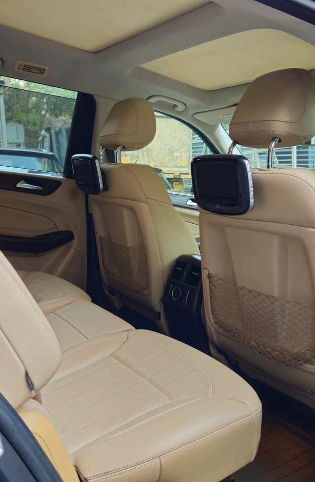 Mercedes-Benz GLS 350d 4MATIC Second-hand 2016 Mercedes-Benz GLS 350d 4MATIC for sale in Mumbai-18