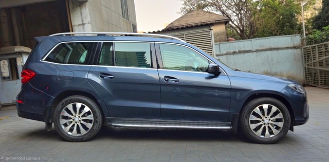 Mercedes-Benz GLS 350d 4MATIC Second-hand 2016 Mercedes-Benz GLS 350d 4MATIC for sale in Mumbai-1