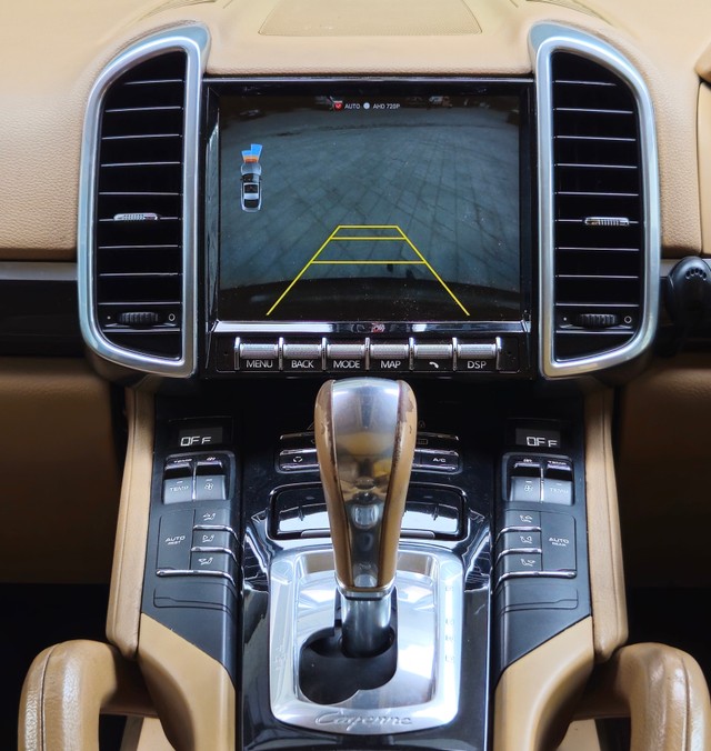 Second-hand 2013 Porsche Cayenne Diesel for sale in Mumbai-12