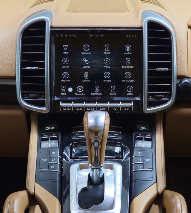 Second-hand 2013 Porsche Cayenne Diesel for sale in Mumbai-15