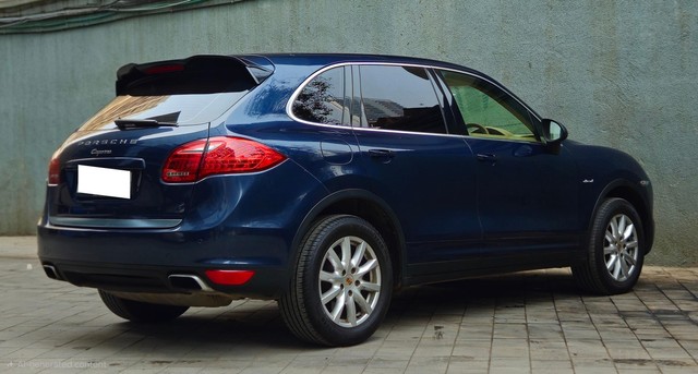 Second-hand 2013 Porsche Cayenne Diesel for sale in Mumbai-10
