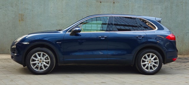 Second-hand 2013 Porsche Cayenne Diesel for sale in Mumbai-4
