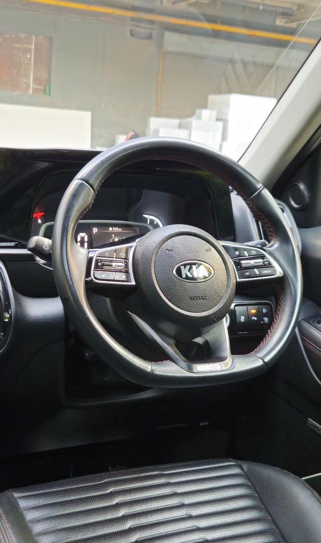 Second-hand 2020 Kia Sonet GTX Plus Diesel AT BSVI for sale in Mumbai-11