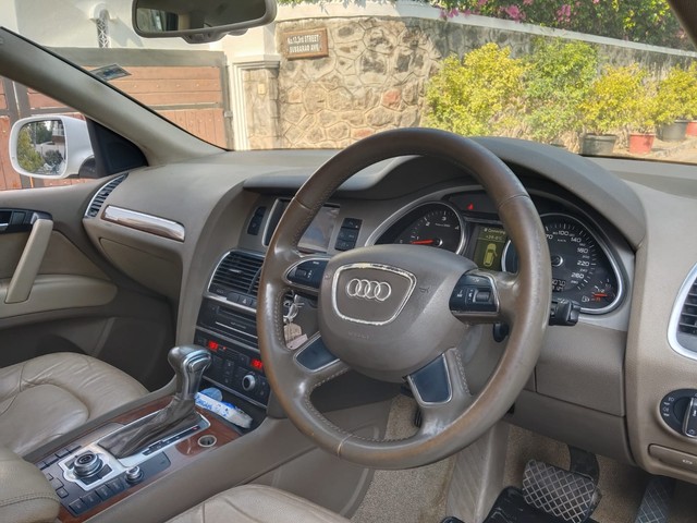 Second-hand 2013 Audi Q7 4.2 TDI quattro for sale in Chennai-15