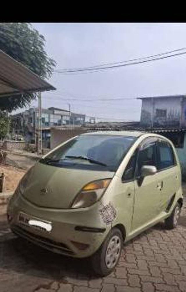 Tata Nano Lx Second-hand 2011 Tata Nano Lx for sale in Vapi-0
