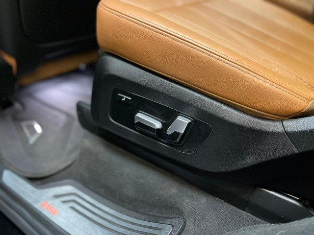 Second-hand 2021 BMW X7 xDrive30d DPE Signature for sale in Mumbai-7