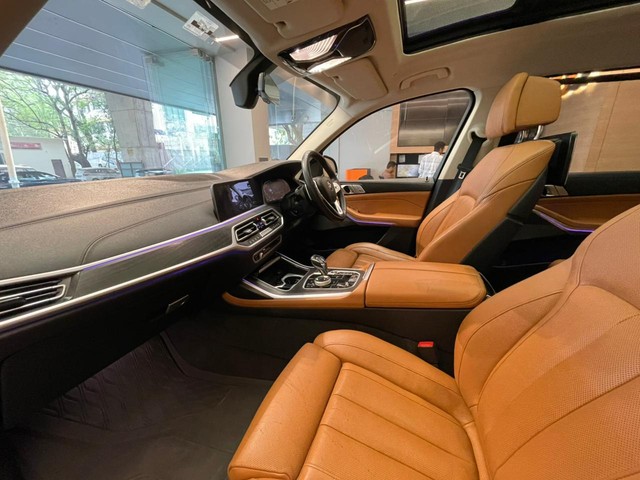 Second-hand 2021 BMW X7 xDrive30d DPE Signature for sale in Mumbai-27