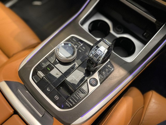 Second-hand 2021 BMW X7 xDrive30d DPE Signature for sale in Mumbai-14