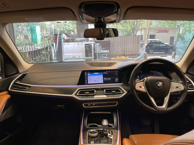 Second-hand 2021 BMW X7 xDrive30d DPE Signature for sale in Mumbai-17