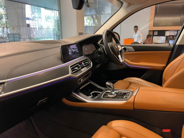 Second-hand 2021 BMW X7 xDrive30d DPE Signature for sale in Mumbai-18