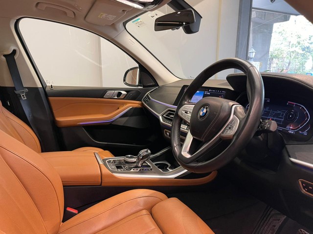 Second-hand 2021 BMW X7 xDrive30d DPE Signature for sale in Mumbai-12