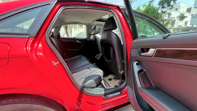 Second-hand 2015 Audi A4 35 TDI Premium for sale in Coimbatore-5