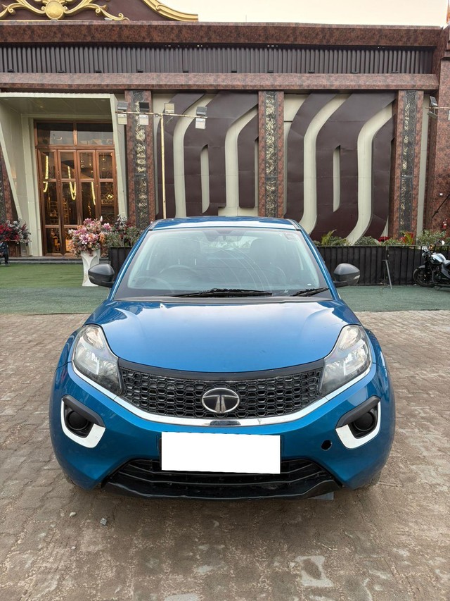 Tata Nexon 1.2 Revotron XE Second-hand 2018 Tata Nexon 1.2 Revotron XE for sale in New Delhi-4