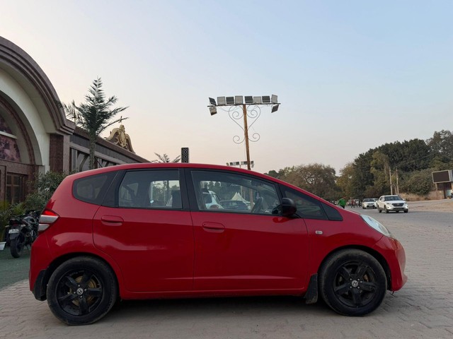 Second-hand 2012 Honda Jazz S for sale in New Delhi-1