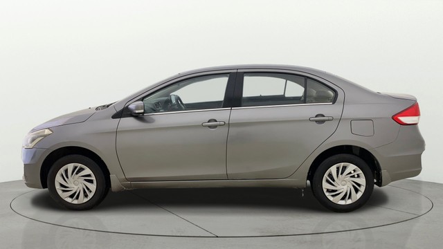 Second-hand 2018 Maruti Suzuki Ciaz Delta BSIV for sale in Ahmedabad-16