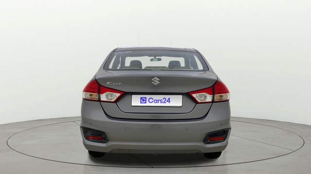 Second-hand 2018 Maruti Suzuki Ciaz Delta BSIV for sale in Ahmedabad-14