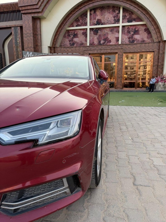 Second-hand 2018 Audi A4 35 TDI Technology for sale in New Delhi-7
