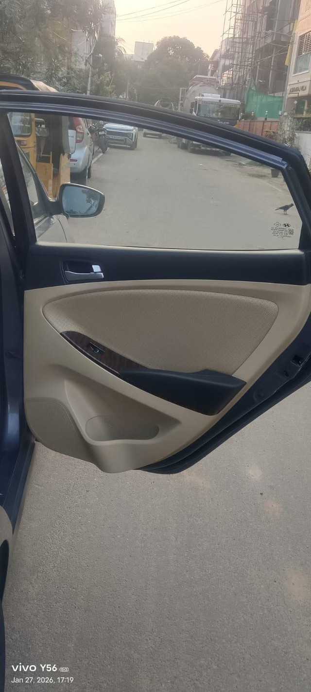 Second-hand 2015 Hyundai Verna 1.6 SX for sale in Chennai-11