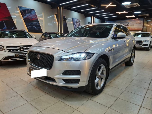Second-hand 2017 Jaguar F-Pace Prestige 2.0 AWD for sale in Pune-2