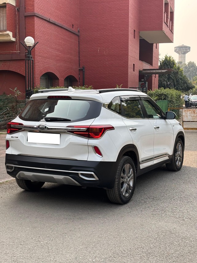 Second-hand 2020 Kia Seltos HTX IVT G for sale in New Delhi-8