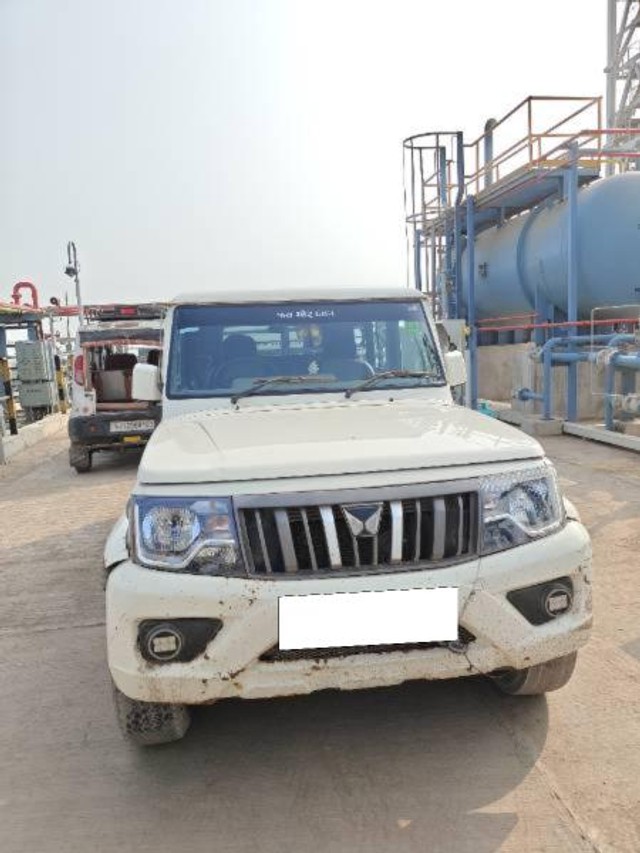 Second-hand 2023 Mahindra Bolero B6 BSVI for sale in Gandhidham-1