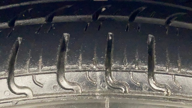 Second-hand 2017 Hyundai Xcent 1.2 VTVT SX for sale in Chennai-10