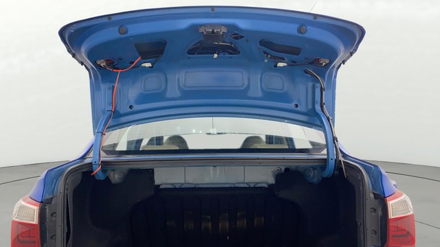 Second-hand 2017 Hyundai Xcent 1.2 VTVT SX for sale in Chennai-2