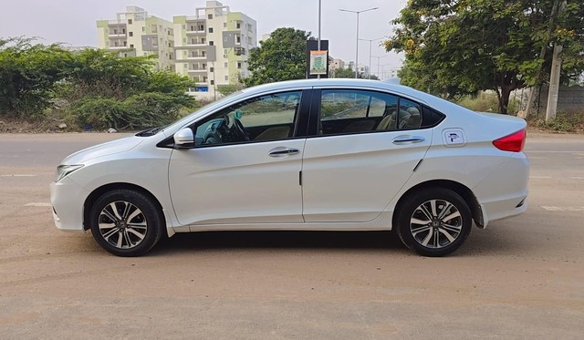 Honda City i-VTEC V Second-hand 2018 Honda City i-VTEC V for sale in Hyderabad-4