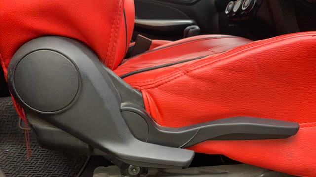 Second-hand 2019 Maruti Suzuki Swift ZXI Plus AMT for sale in Hyderabad-18