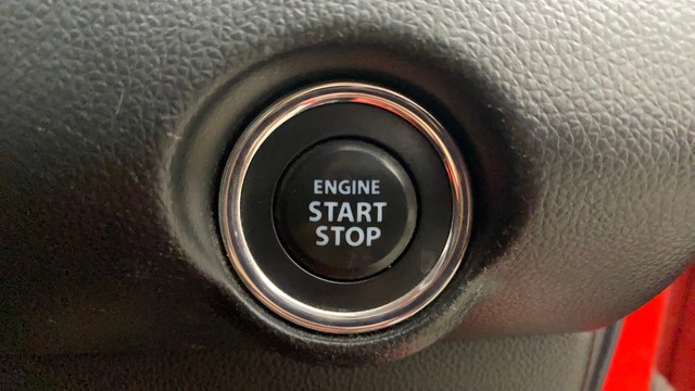 Second-hand 2019 Maruti Suzuki Swift ZXI Plus AMT for sale in Hyderabad-23