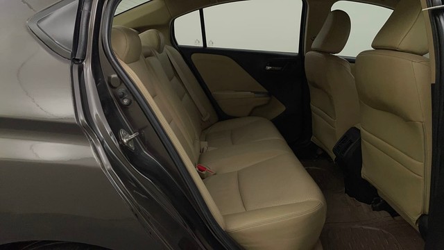 Second-hand 2016 Honda City VX MT for sale in Bangalore-33