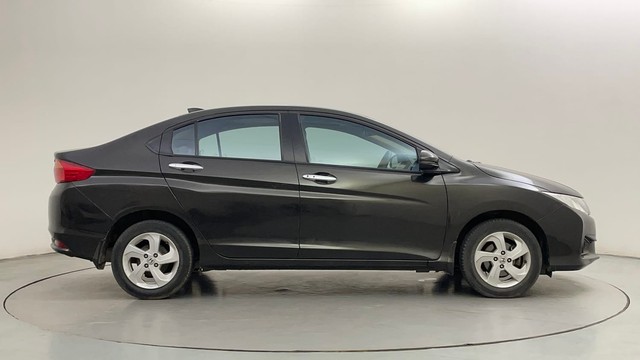 Second-hand 2016 Honda City VX MT for sale in Bangalore-2