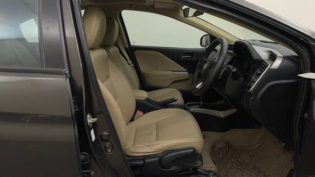 Second-hand 2016 Honda City VX MT for sale in Bangalore-15