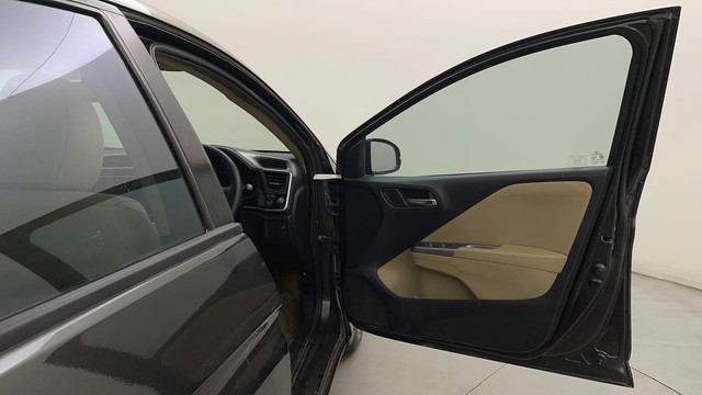 Second-hand 2016 Honda City VX MT for sale in Bangalore-16