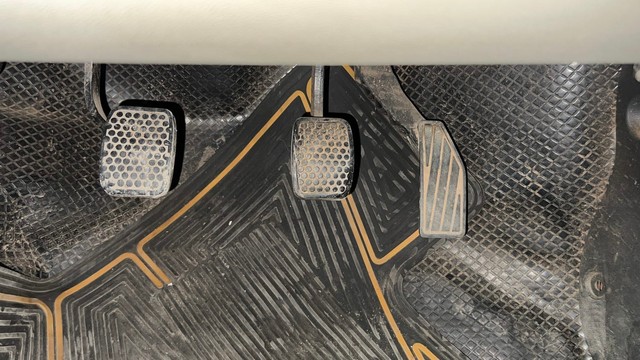 Second-hand 2015 Maruti Suzuki Alto K10 VXI for sale in Bangalore-14