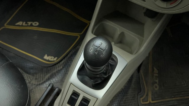 Second-hand 2015 Maruti Suzuki Alto K10 VXI for sale in Bangalore-12