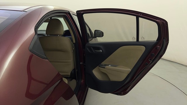 Second-hand 2015 Honda City VX MT for sale in Bangalore-26