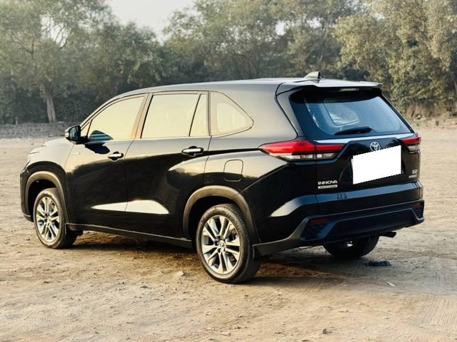 Second-hand 2024 Toyota Innova Hycross ZX(O) Hybrid for sale in New Delhi-1