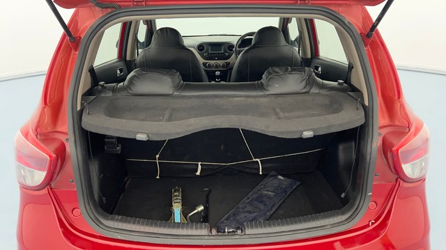 Second-hand 2017 Hyundai Grand i10 1.2 Kappa Sportz BSIV for sale in Kanpur-9