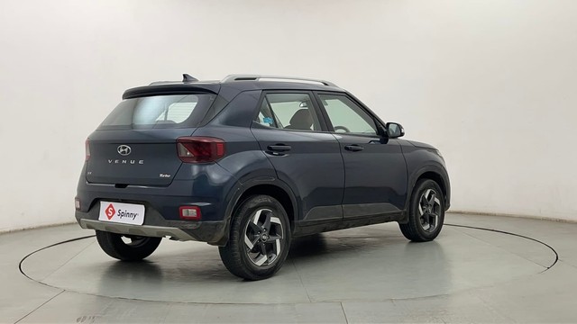 Second-hand 2020 Hyundai Venue SX BSVI for sale in Mumbai-3