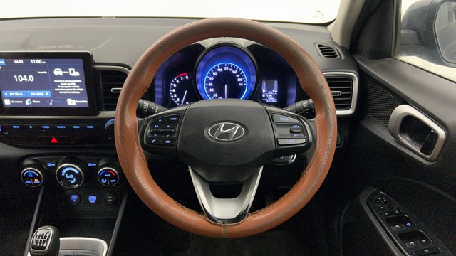 Second-hand 2020 Hyundai Venue SX BSVI for sale in Mumbai-35