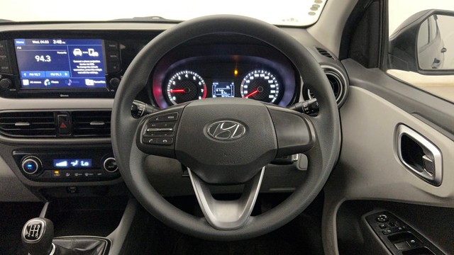 Second-hand 2022 Hyundai Grand i10 Nios Sportz CNG for sale in Mumbai-28