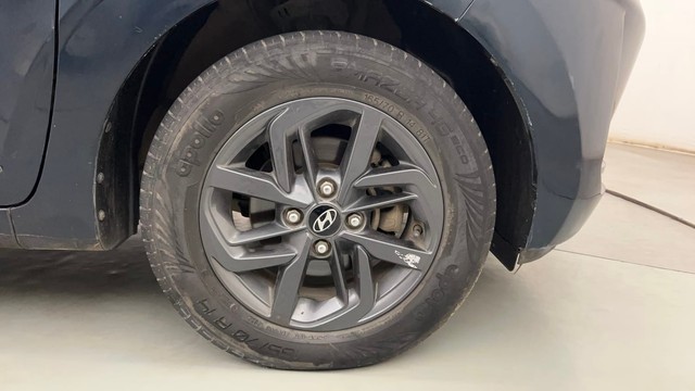 Second-hand 2022 Hyundai Grand i10 Nios Sportz CNG for sale in Mumbai-17