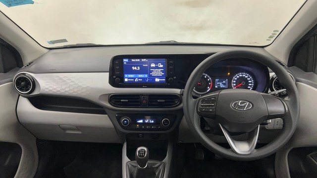 Second-hand 2022 Hyundai Grand i10 Nios Sportz CNG for sale in Mumbai-11