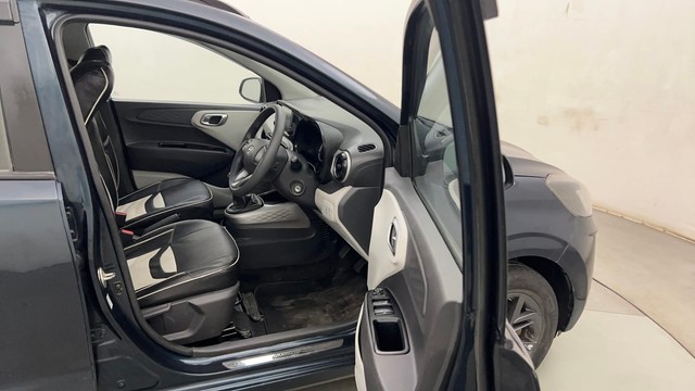 Second-hand 2022 Hyundai Grand i10 Nios Sportz CNG for sale in Mumbai-15