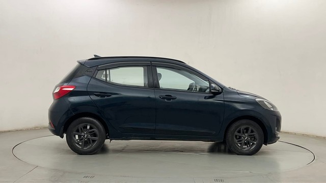Second-hand 2022 Hyundai Grand i10 Nios Sportz CNG for sale in Mumbai-2