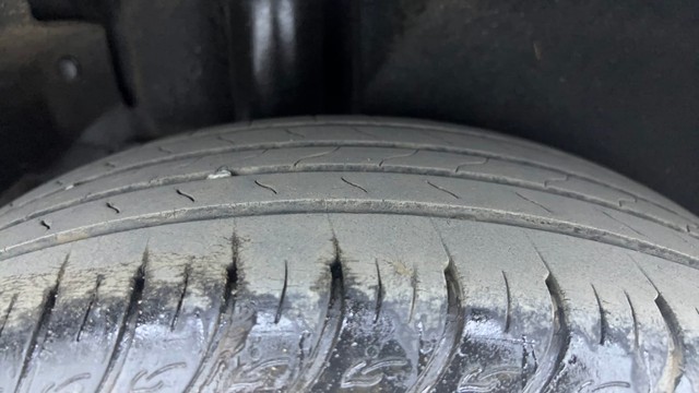 Second-hand 2022 Kia Carens Prestige Plus Diesel for sale in Hyderabad-23