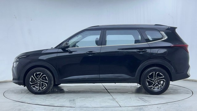 Second-hand 2022 Kia Carens Prestige Plus Diesel for sale in Hyderabad-6