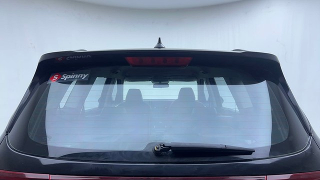 Second-hand 2022 Kia Carens Prestige Plus Diesel for sale in Hyderabad-35