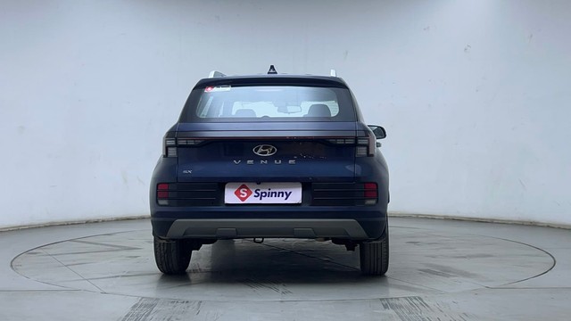 Second-hand 2023 Hyundai Venue SX for sale in Hyderabad-4